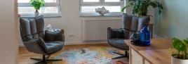 therapeutic room with two seats